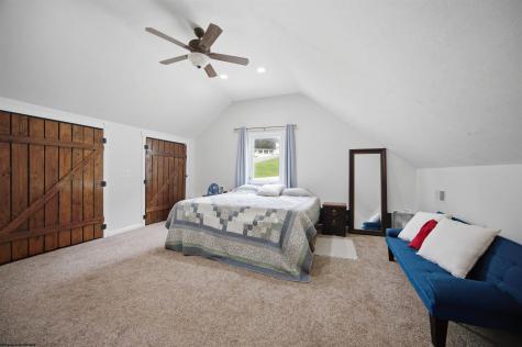 152 Oakwood Circle Bridgeport WV 26330