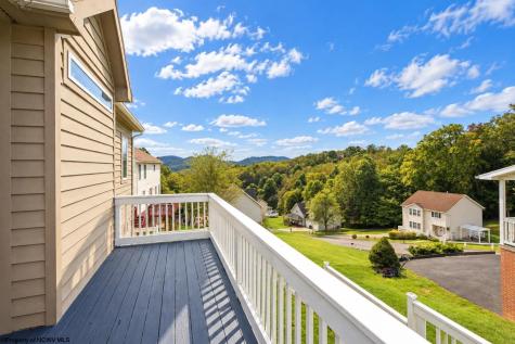 152 Oakwood Circle Bridgeport WV 26330