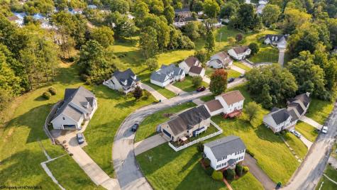 152 Oakwood Circle Bridgeport WV 26330