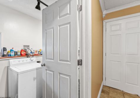 1414 Center Hill Avenue Morgantown WV 26505