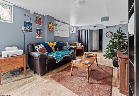 1414 Center Hill Avenue Morgantown WV 26505