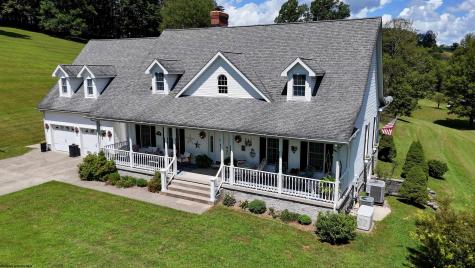 71 Foxmoor Road Belington WV 26250