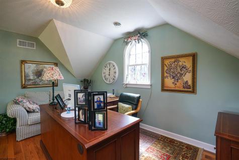 71 Foxmoor Road Belington WV 26250