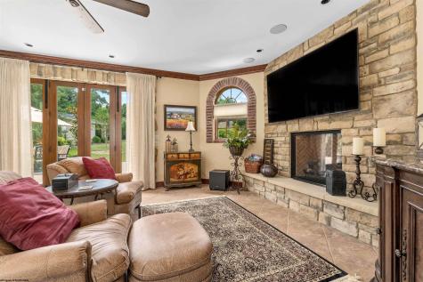 2312 Lakeside Estates Morgantown WV 26508