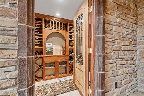 2312 Lakeside Estates Morgantown WV 26508