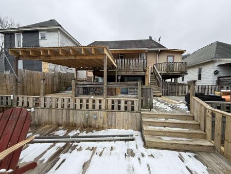 221 Meadow Avenue Mannington WV 26582