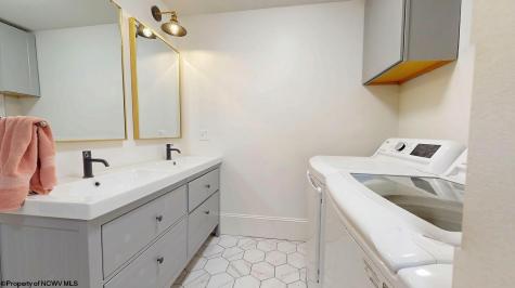 54 Mack Street Fairmont WV 26554