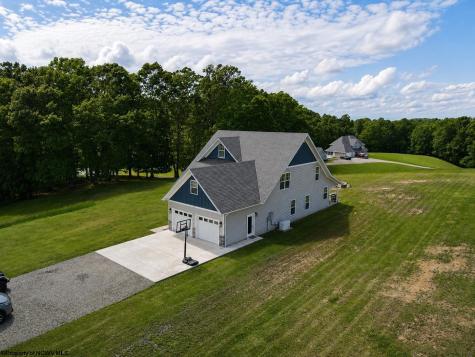 154 Thornberry Lane Ellamore WV 26267