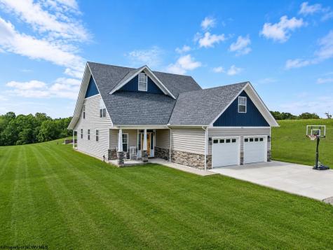 154 Thornberry Lane Ellamore WV 26267