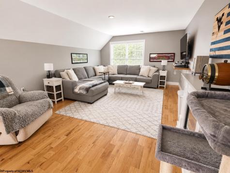 154 Thornberry Lane Ellamore WV 26267