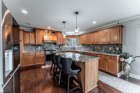 184 Donna Avenue Morgantown WV 26505