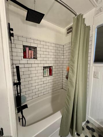 620 Center Avenue Weston WV 26452