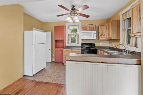 428 Van Gilder Street Morgantown WV 26505