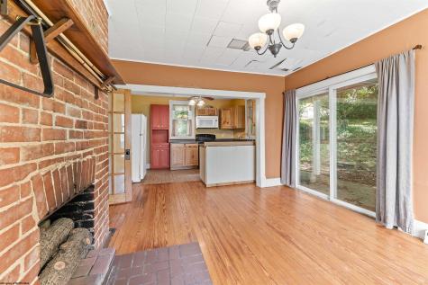 428 Van Gilder Street Morgantown WV 26505