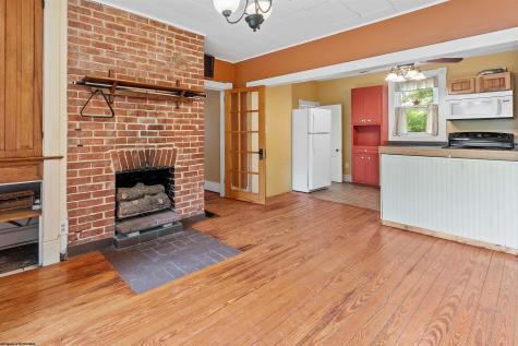 428 Van Gilder Street Morgantown WV 26505