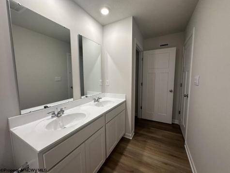 335 Dye Lane Morgantown WV 26501