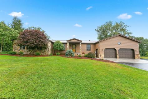 22 Cave Street Fairchance PA 15436