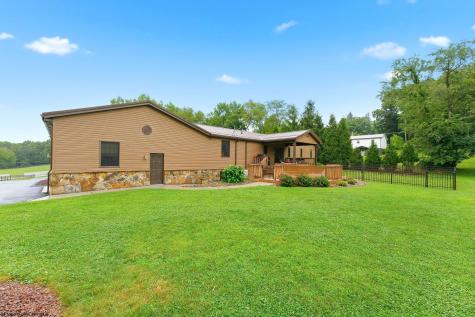 22 Cave Street Fairchance PA 15436