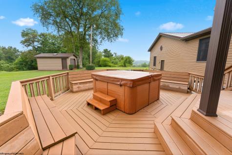 22 Cave Street Fairchance PA 15436