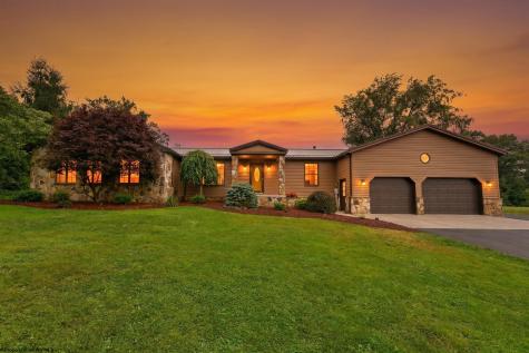22 Cave Street Fairchance PA 15436