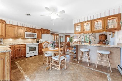 22 Cave Street Fairchance PA 15436