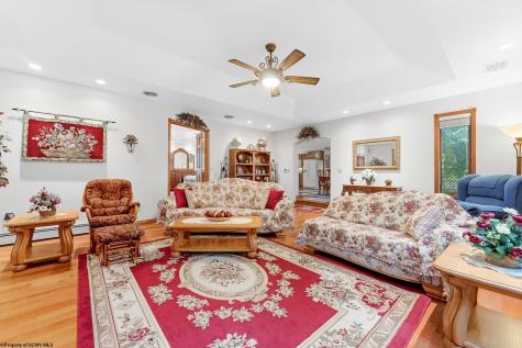 22 Cave Street Fairchance PA 15436