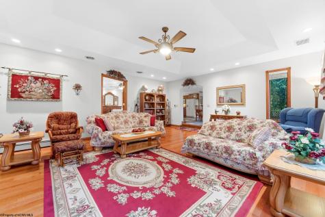 22 Cave Street Fairchance PA 15436