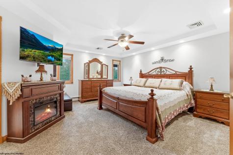 22 Cave Street Fairchance PA 15436