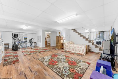 22 Cave Street Fairchance PA 15436
