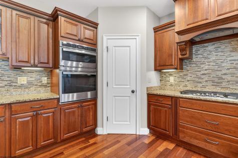 4881 Woods Edge Lane Morgantown WV 26508