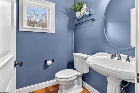 4881 Woods Edge Lane Morgantown WV 26508