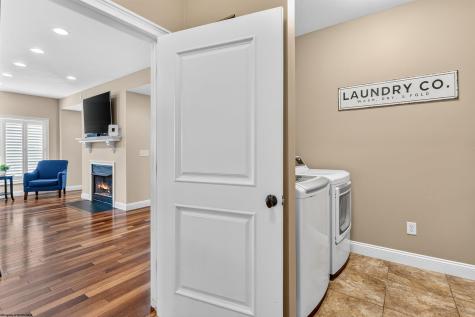 4881 Woods Edge Lane Morgantown WV 26508