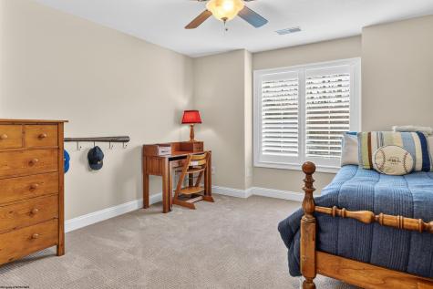 4881 Woods Edge Lane Morgantown WV 26508