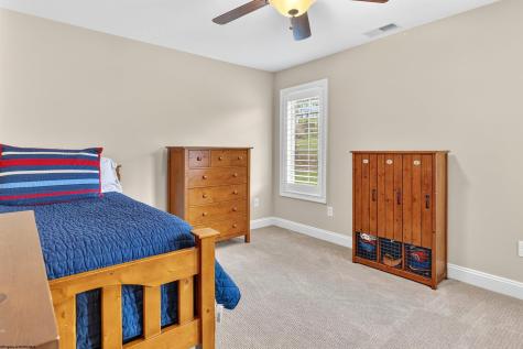 4881 Woods Edge Lane Morgantown WV 26508
