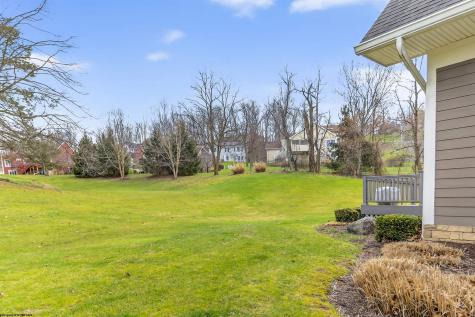 4881 Woods Edge Lane Morgantown WV 26508