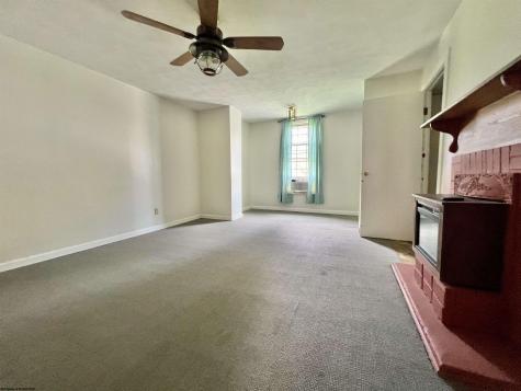 38 Kitson Street Weston WV 26452