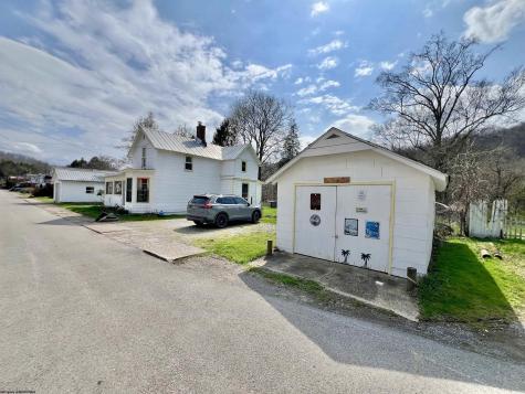 38 Kitson Street Weston WV 26452