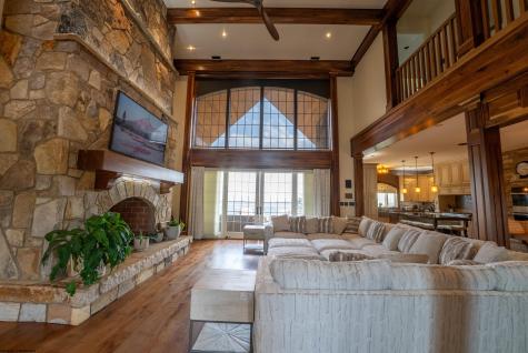 300 Mountain Retreat Drive Horner WV 26372