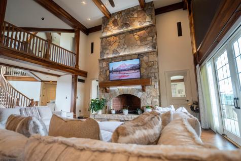 300 Mountain Retreat Drive Horner WV 26372