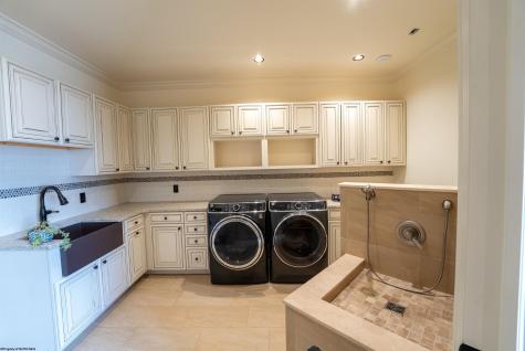 300 Mountain Retreat Drive Horner WV 26372