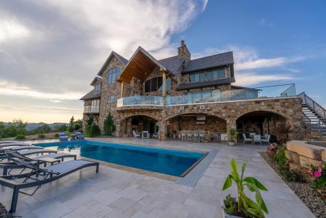 300 Mountain Retreat Drive Horner WV 26372