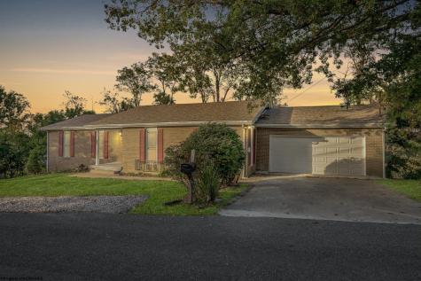 801 Cottonwood Street Morgantown WV 26505