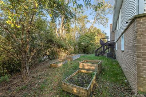 801 Cottonwood Street Morgantown WV 26505