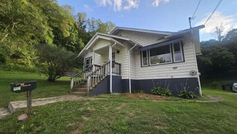 389 Monroe Avenue Weston WV 26452