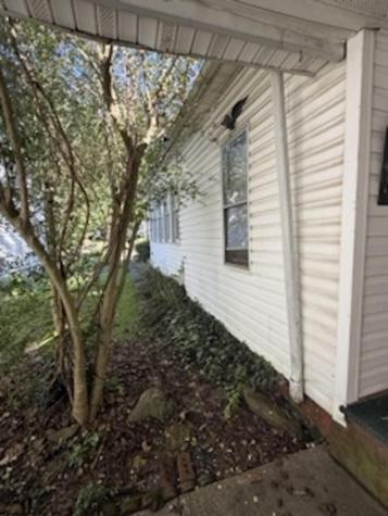 124 S Main Avenue Weston WV 26452-0001