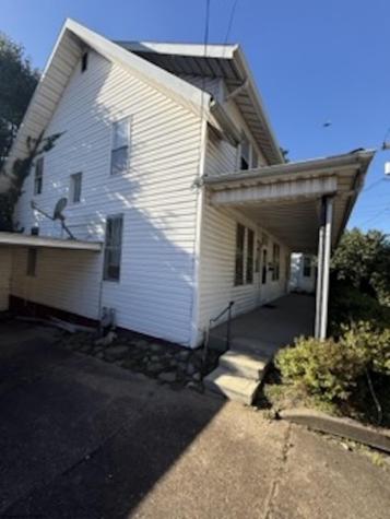124 S Main Avenue Weston WV 26452-0001