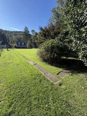 124 S Main Avenue Weston WV 26452-0001