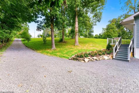 184 Warm Hollow Road Morgantown WV 26508
