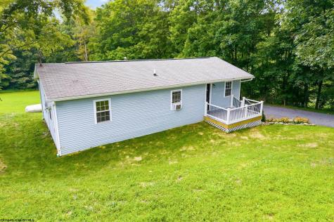 184 Warm Hollow Road Morgantown WV 26508