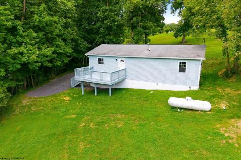 184 Warm Hollow Road Morgantown WV 26508
